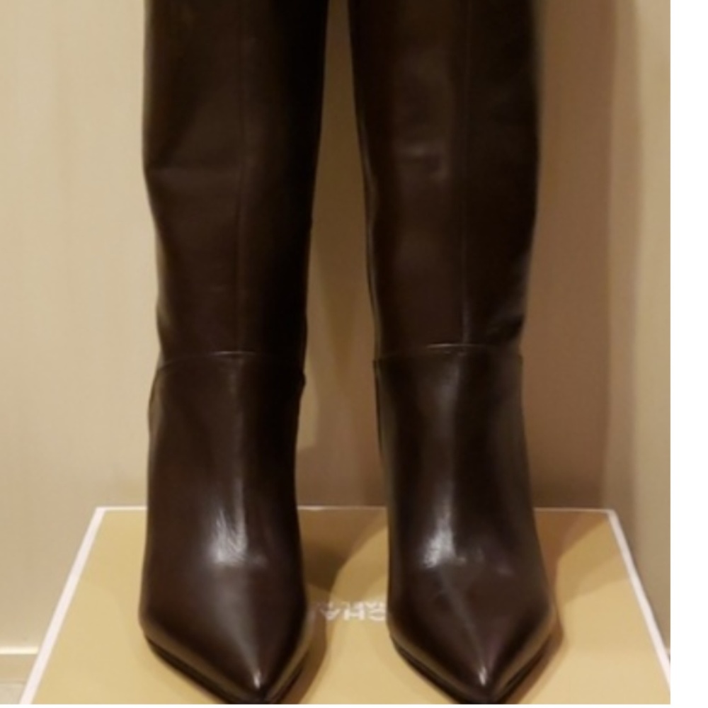 Nine West Sugar Fluff heeled booth